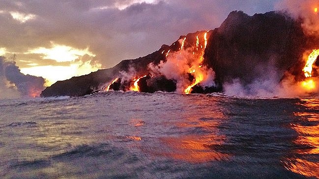 Hawaiian eruption ocean entry