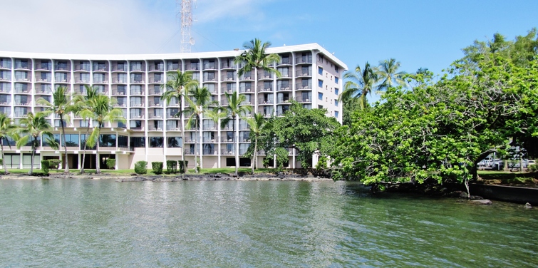 Hilo Hawaiian Hotel