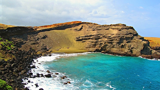 Papakolea Green Sand Beach