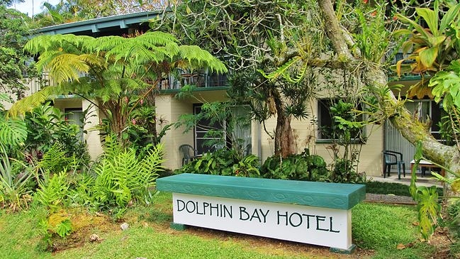 Hilo's Dolphin Bay Hotel