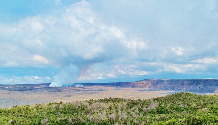 Halema-uma-u Crater