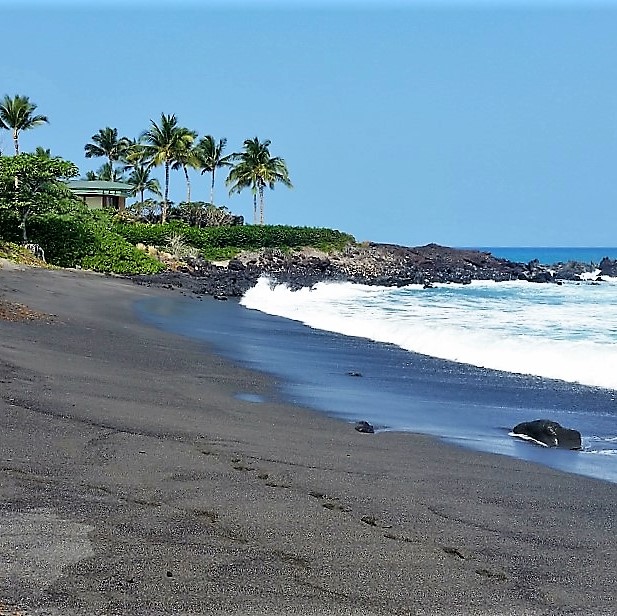 49 Black Sand Beach at Honoka'ope Bay