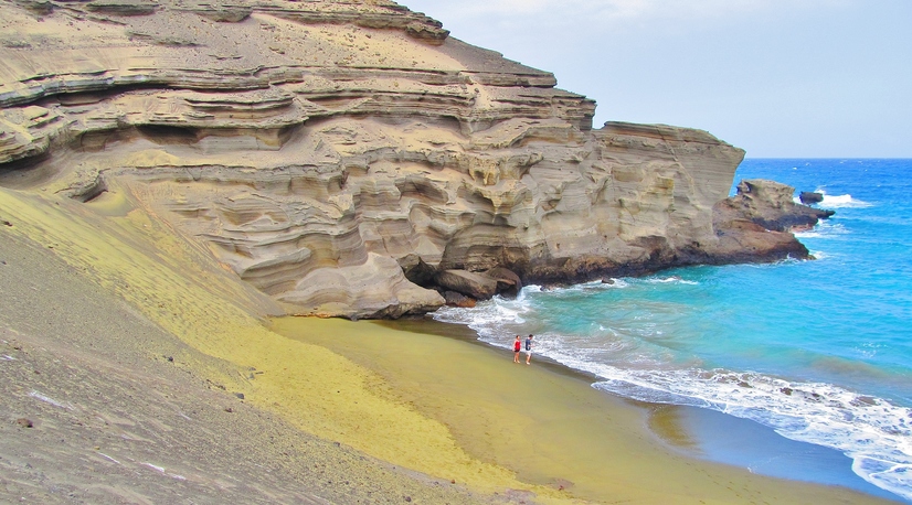 Papakolea Green Sand Beach