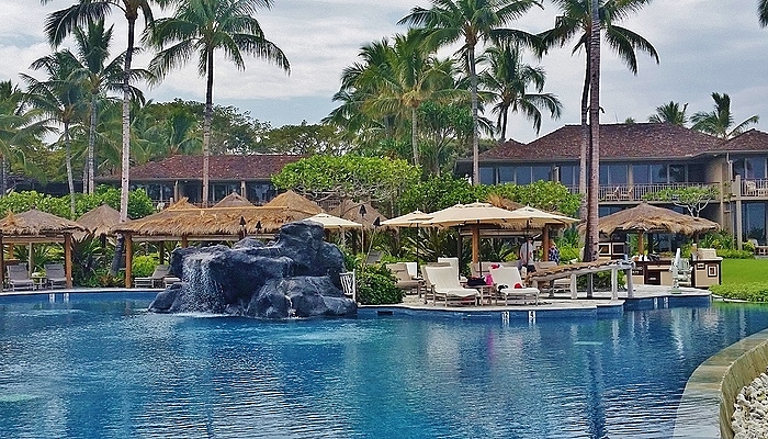 Seashell Pool at Four Seasons Resort