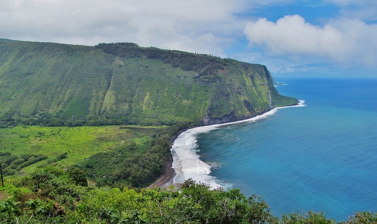 Waipi'o Valley Overlook